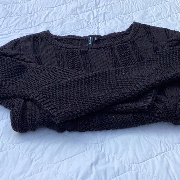 Marciano black cable sweater. Great for ‘sweata weatha’. Perfect over jeans. - Picture 6 of 13